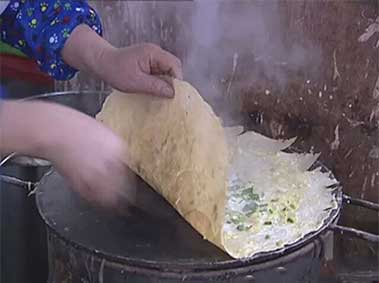 Villagers Strike Culinary Gold in Shanghai: The Story of the Yimeng Pancake 
