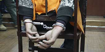 Father Plots to Beat Up Daughter’s Husband, Gets the Wrong Guy