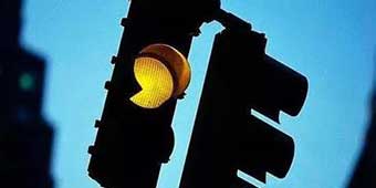 Hangzhou Makes It Illegal to Run Yellow Lights