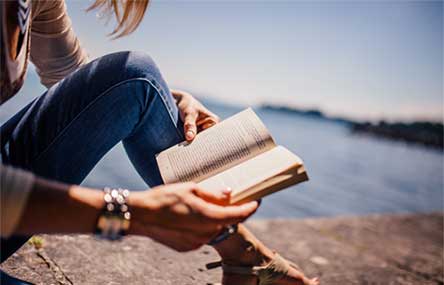 The 5 Most Exciting Modern Chinese Authors 