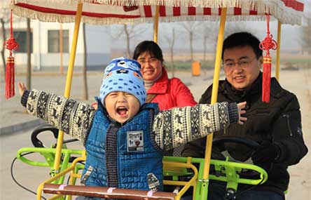 Ethnically Chinese Foreigners Get 5-Year China Visas