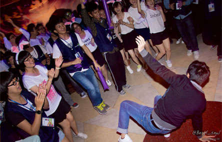 How to Be a Part of Your Community When Living in China