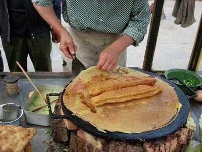Jian Bing Guo Zi 煎饼馃子